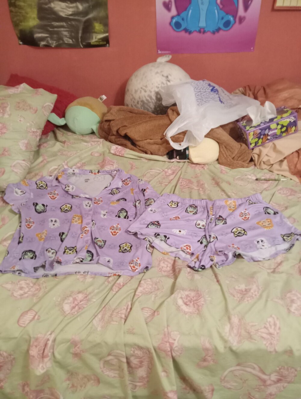 Women's Size M Light Purple Halloween Spooky Pajama Set